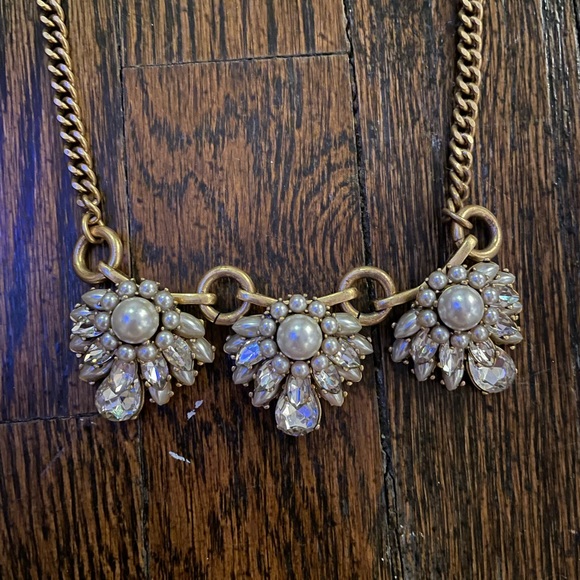 JCREW PEARL AND RHINESTONE NECKLACE - Picture 2 of 3